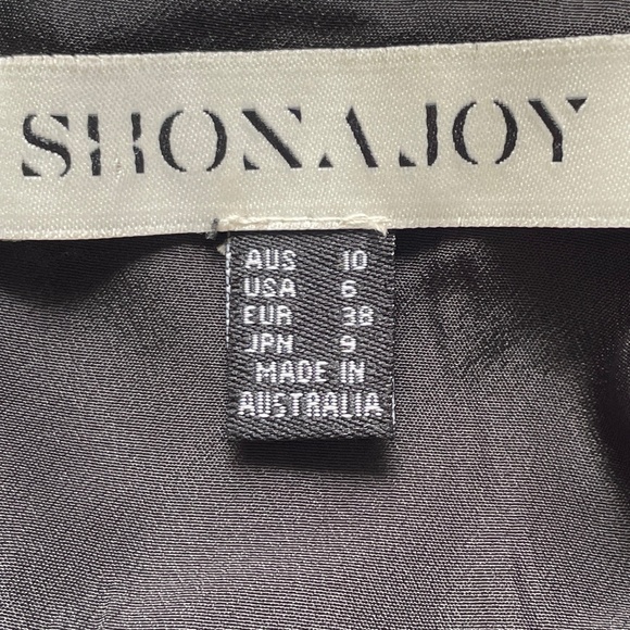 Shona Joy Plunge Formal Black Dress Made in Australia Size 6 - Picture 8 of 9